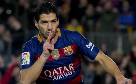 Isırık vakaları uruguaylı yıldız luis suarez ile futbol dünyasının gündemine oturmuştu. "El lugar de Suárez es cerca del arco" - Noticias de ...