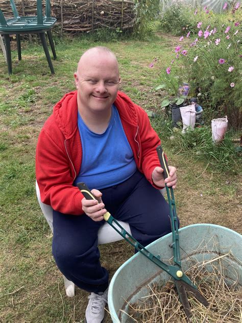 Flower Pod Newark Reach Learning Disability Supporting People With