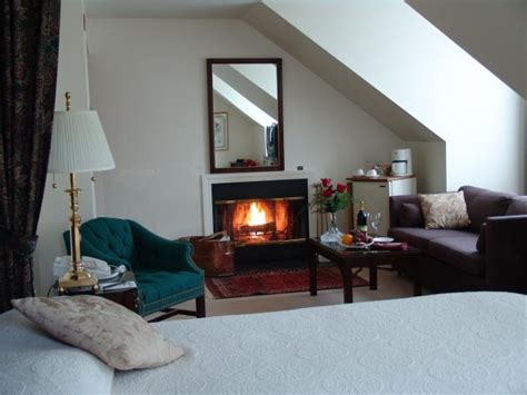 Like the town itself, the inn is a mix of old and new; Things to do in Freeport Maine | offMetro NY