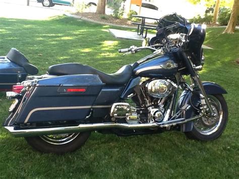 The bike is powered by harley davidsons liquid cooled 1130 cc vtwin backed by a 5 speed manual transmission. Buy 2003 Harley Davidson 100th Anniversary street Glide on ...