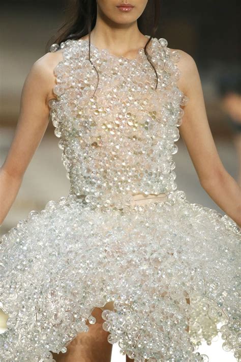 Meet The Couture Dress Made Of Hundreds Of Glass Bubbles Fpn