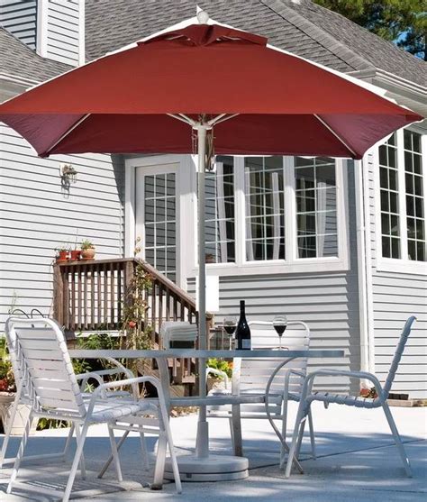 Choosing An Outdoor Umbrella Sun Protection For Patio Or Backyard