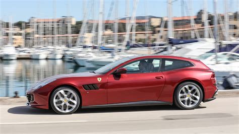 Get all the details right here. Ferrari Gtc4lusso Vs Gtc4lusso T