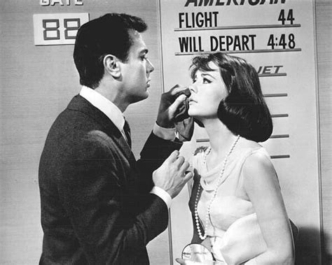Sex And The Single Girl 1965 Tony Curtis And Natalie Wood At Airport 8x10 Photo Moviemarket