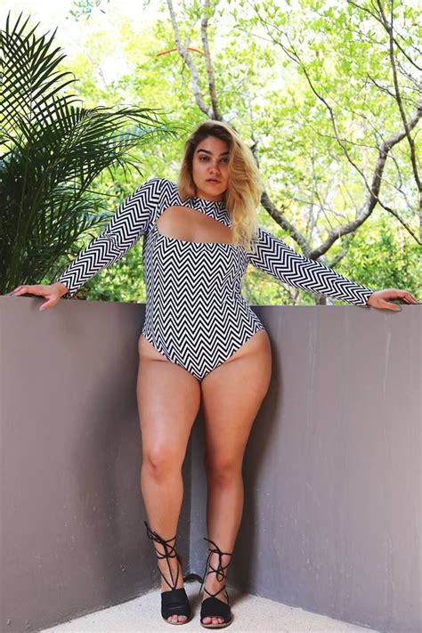 Nadia Aboulhosn Plus Size Model Libano Plus Size Swimsuits Curvy