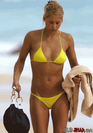 Maria Sharapova Bikini Beach Pics X Nude Celebrities