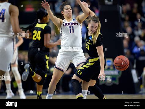 Oregons Sabrina Ionescu Right Tries To Gather The Ball After Running