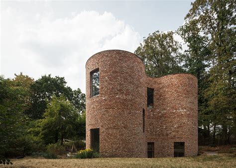This Recycled Brick House Was Designed To Be Recycled