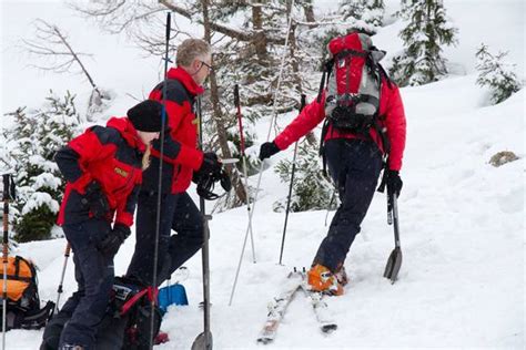 Darstellung der heimbilanz von kroatien gegen. Steirische Alpinpolizei zieht Bilanz | Regionews.at