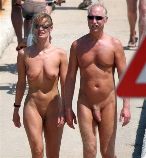 Straight Nudist Mature Man Big Dick Spycamfromguys Hidden Cams Spying On Men