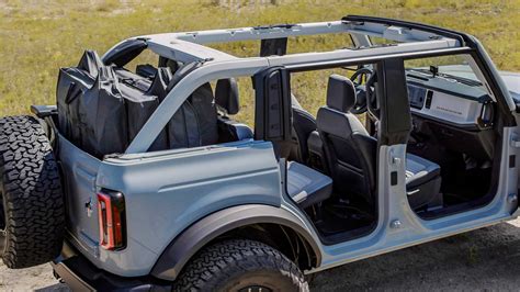 2021 Ford Bronco Hard And Soft Top Removal Doesnt Look Too Tough