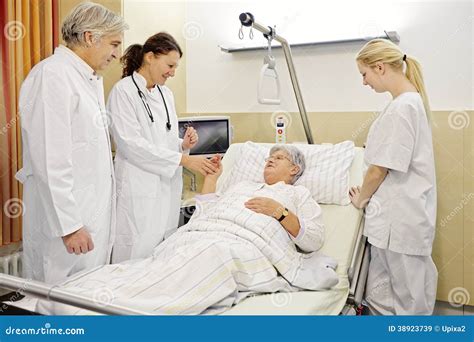 Hospital Ward Patient Doctors Stock Image Image Of Room Patient