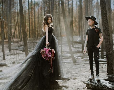 Black Wedding Dress Tulle Skirt Gothic Twilight Dress Goth Colored