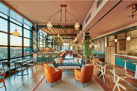 Chicago always tops when it comes to travel destinations in the u.s. Les meilleurs Rooftops de Chicago - Chicago en français
