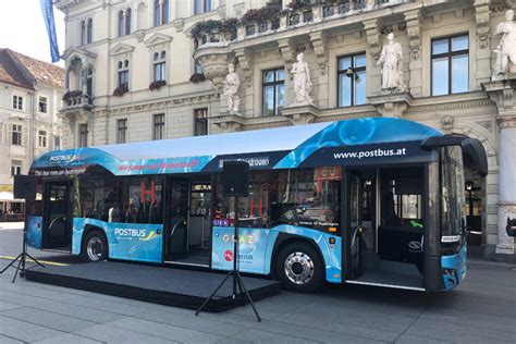 Wasserstoffbusse Von Solaris Und Mercedes Feiern Premiere In Europa