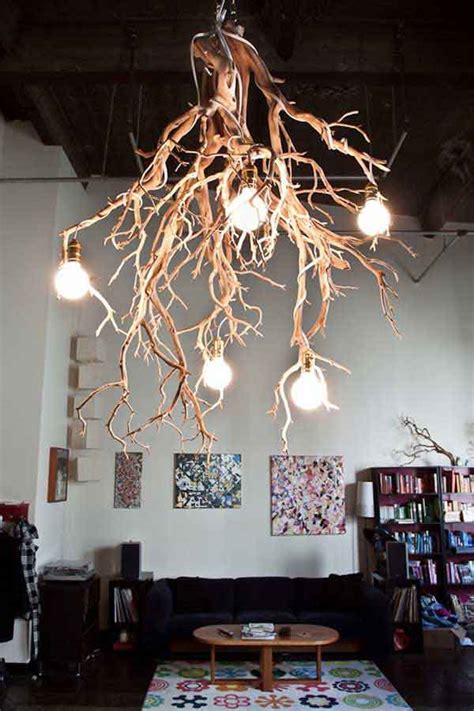 Inside is a video camera so you can keep an eye on your hens from anywhere in the world. 30 Creative DIY Ideas For Rustic Tree Branch Chandeliers - Amazing DIY, Interior & Home Design