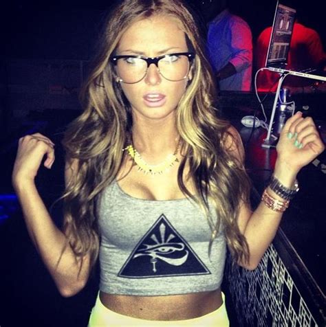 There is a commentary for this episode by david milch on the dvd release. Photos of Johnny Manziel's New Girlfriend, Colleen Crowley