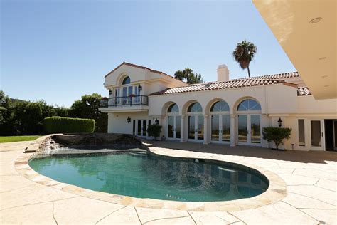 Listing Recap: Josh Flagg Takes a Risk | Million Dollar Listing Los