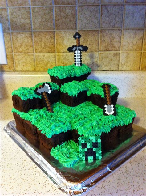 easy minecraft birthday cake