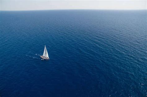 Sailing Across The Atlantic Ocean What S It Like Oceanpreneur