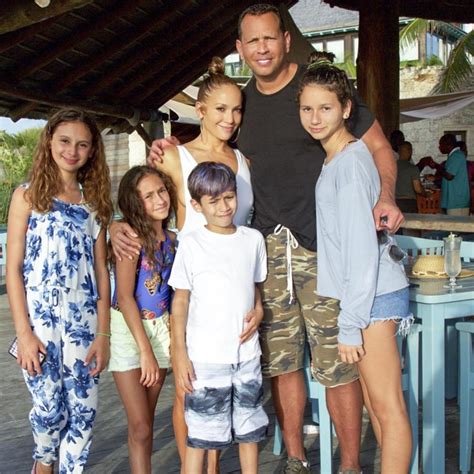 Jennifer Lopez And Alex Rodriguez Together With Children How They