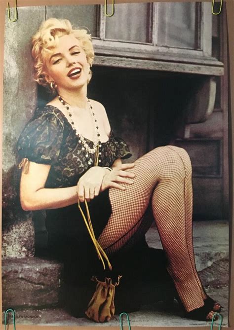Original Vintage Poster 1970s Marilyn Monroe Color Photo Sexy Retro Pin