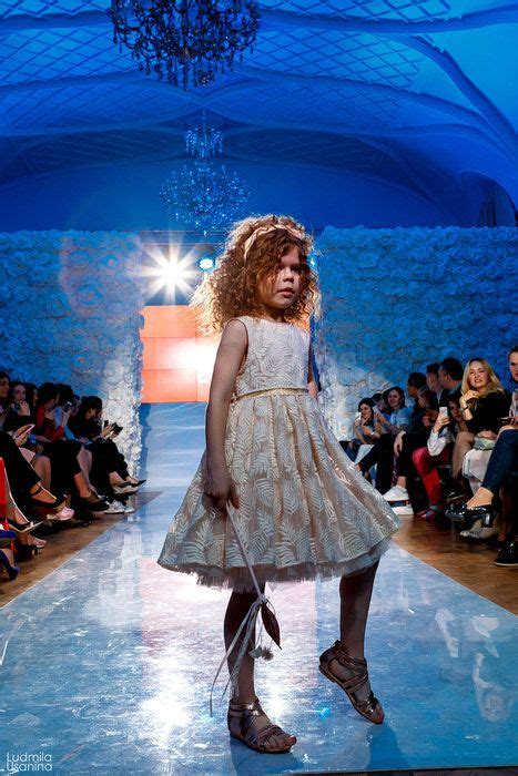 Si vous voulez en voir plus, on vous invite pour merci à tape à l'oeil pour les tenues canons qui, cérémonie ou pas, rendent toujours. Tape à l'oeil | Robe fille, Robe de mariee, Robe de ...