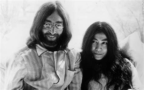 John Lennon Funeral Yoko Ono