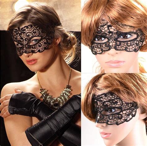 Masquerade Lace Mask Catwoman Halloween Cutout Prom Party