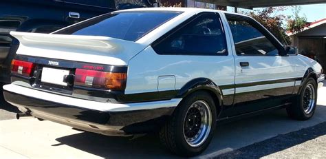 Carros de películas carros y motos coches deportivos de lujo. Trueno AE86 Sprinter | Carros, Kaidou