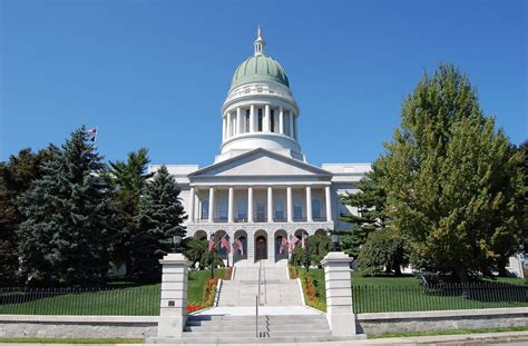 Blaine House And State House Capitol Tours Maine State Museum