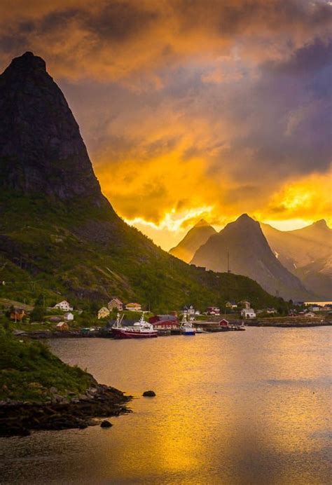 Sunset At Reine Lofoten In Norway Beautiful Norway Beautiful World