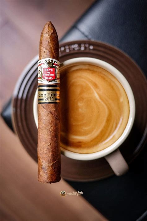 Pin By Scarface On Cigar Cigars Cigars And Whiskey Coffee With Alcohol