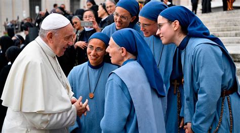 El Papa Francisco Invita A Los Jóvenes A Plantearse La Vocación A La