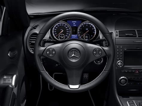 Capacitive Steering Wheel Coming To The 2021 Mercedes Benz E Class