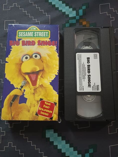 Vhs Sesame Street Big Bird Sings ~ No Film Grelly Usa