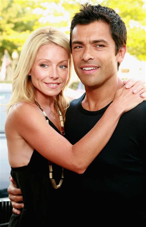Kelly Ripa And Mark Consuelos Share Steamy Kiss In Adorable Throwback