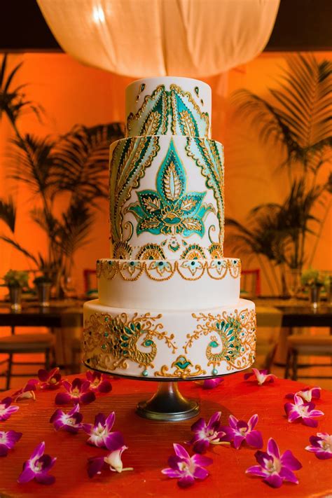 Edna de la cruz started sha. Welcome our New In-House Wedding Cake Designer: Kristen Cold