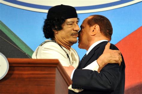 Quando Berlusconi E Dalema Stringevano Le Mani Ai Gheddafi Foto