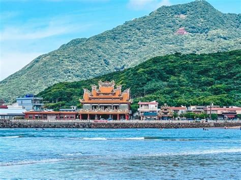 Fulong Beach A Complete Guide To Taipeis Best Beach • Hoponworld