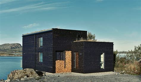 Timber Clad Waterfront House In Norway Epitomizes Modern Scandinavian