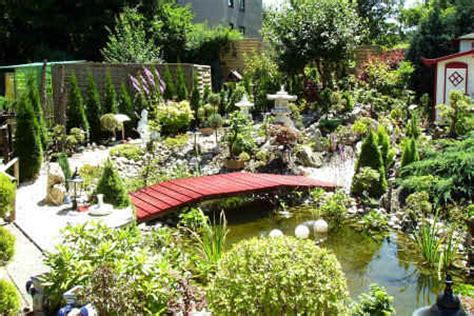 Historically, it was a component of the civilization, an significant part of. 2006 Bilder 1 Carmens-Bonsai-Garten Online-Shop für Bonsai ...