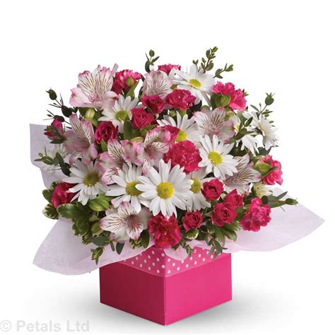 Send birthday flowers delivery to surprise someone for their special day! Online Flower Delivery Sale Victoria - Jen`s Flowers