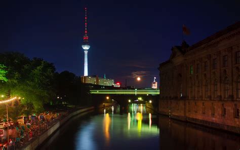 11 of the best free things to do in berlin hand luggage only travel food and photography blog