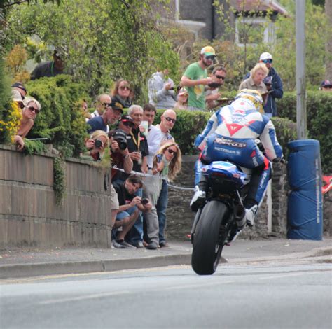 11 Unusual And Wacky Races In The Isle Of Man Not Just The Tt Races
