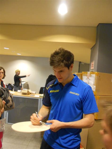 Dimitrij ovtcharov — dimitrij ovtcharov, ursprünglich ukrainisch zurzeit ist der verein, der amtierender deutscher meister ist, deutschlands erfolgreichster tischtennisverein. NDM in Wetzlar: Dimitrij Ovtcharov erstmals deutscher ...