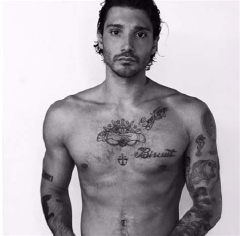 Tobsx90 posted a video 3 years, 9 months ago. Stefano De Martino inviato de L'Isola: il posto è sempre ...