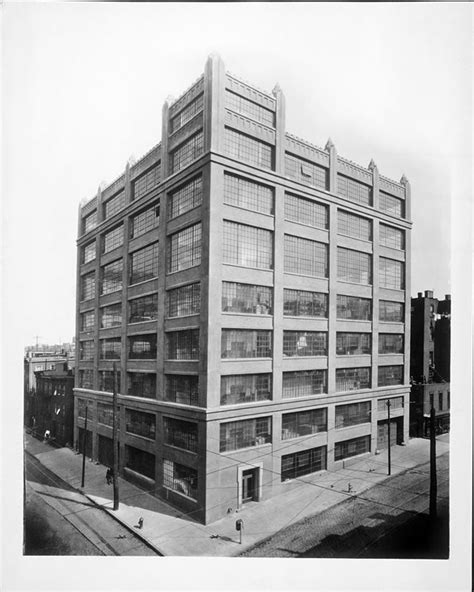 Brooklyn Bethel—100 Years Of History — Watchtower Online Library