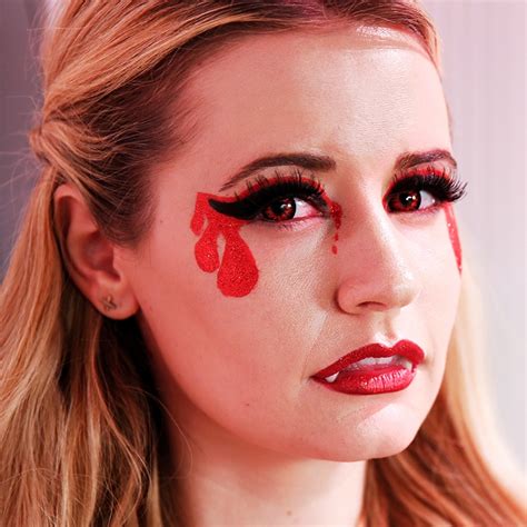20 Bloody Halloween Makeup Ideas For Women Flawssy