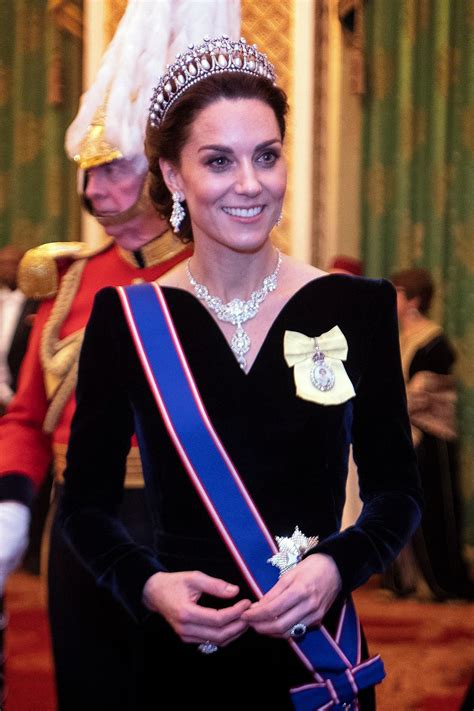 Kate Middleton Diese Schmuckstücke hat sie sich aus dem Schmuckkästchen der Queen geliehen